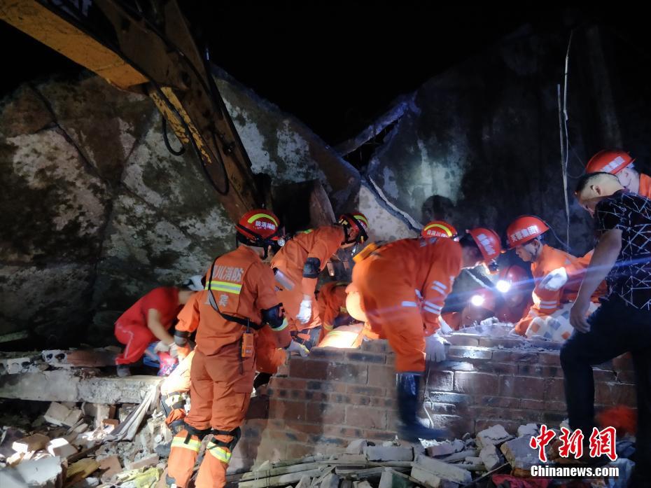 最新2022世界杯买球入口宜宾长宁地震已致12人遇难云南紧急驰援昆明至成都重庆6趟高铁停运